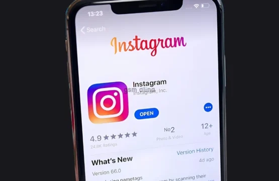 Instagram Testing Keyword Search for Request Inbox Messages