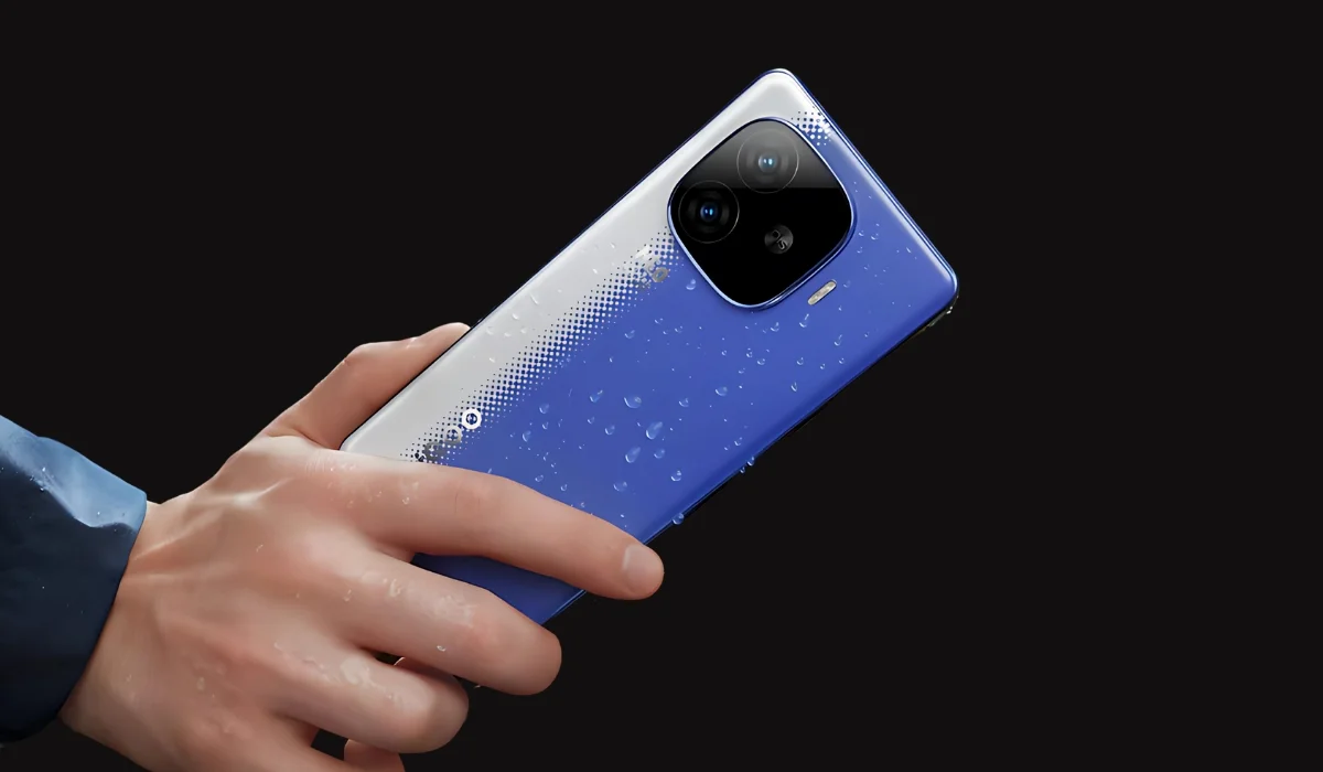 iQOO Neo 10R: Power Meets Precision with Snapdragon & 6,400mAh Beast